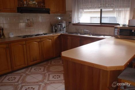 Property photo of 41 Millawa Avenue St Albans VIC 3021