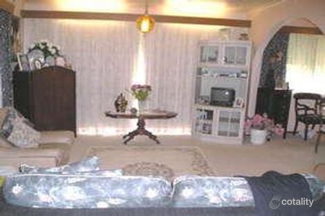 Property photo of 14 Aldridge Street Endeavour Hills VIC 3802