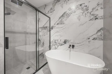 Property photo of 22 Dollarbird Drive Deanside VIC 3336