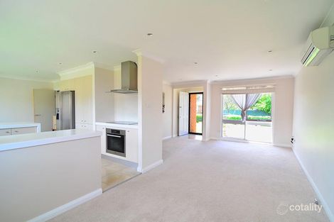 Property photo of 52 Greenmeadows Crescent Toongabbie NSW 2146