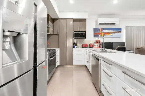 Property photo of 8 Tamarind Avenue Norman Gardens QLD 4701