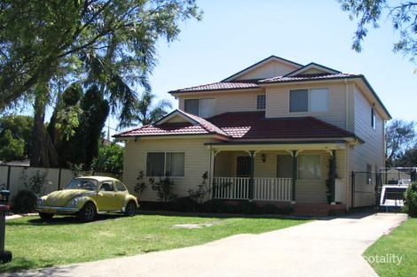 1 Glamis St, Kingsgrove, NSW 2208