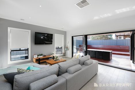 Property photo of 13 Serra Way Fraser Rise VIC 3336