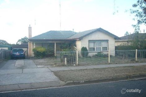 Property photo of 16 Ivanhoe Street Wendouree VIC 3355