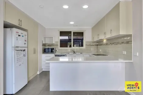 Property photo of 14 Devlin Drive Hoppers Crossing VIC 3029