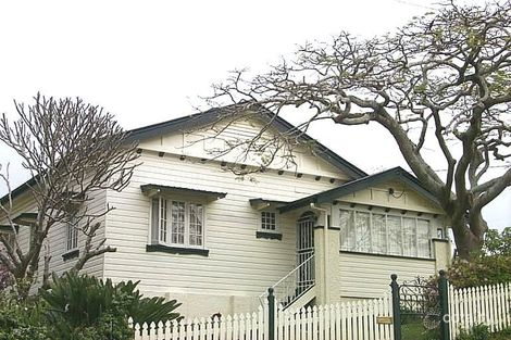 1 Bindaree St, Greenslopes, QLD 4120