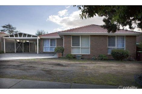 Property photo of 16 Mildura Crescent Endeavour Hills VIC 3802