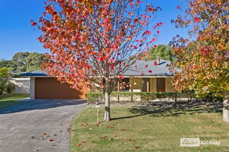 4 Spring St, Little Grove, WA 6330