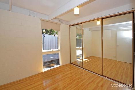 Property photo of 2 Odell Close Deer Park VIC 3023