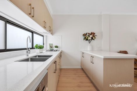 Property photo of 13 Hermes Close Mooroolbark VIC 3138