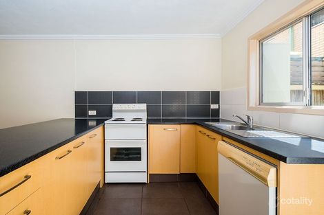 Property photo of 4/79 Bayview Street Runaway Bay QLD 4216