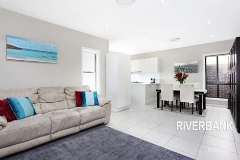 Property photo of 17 Burriang Way Pemulwuy NSW 2145