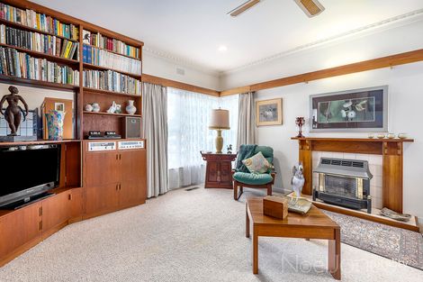 Property photo of 4 Heathfield Rise Box Hill North VIC 3129