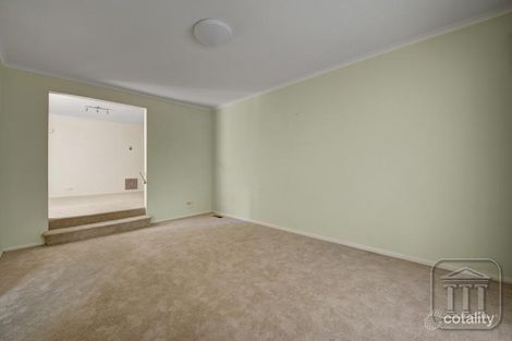 Property photo of 2/4 West Road Surrey Hills VIC 3127