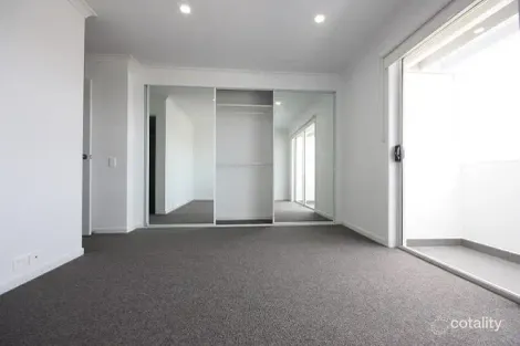 Property photo of 24 Mirbelia Street Denham Court NSW 2565