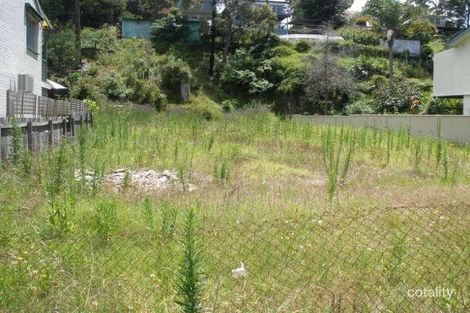 Property photo of 31 Timbara Crescent Surfside NSW 2536