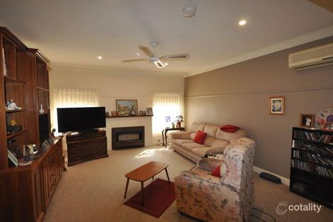 Property photo of 10 Hastings Square Warragul VIC 3820