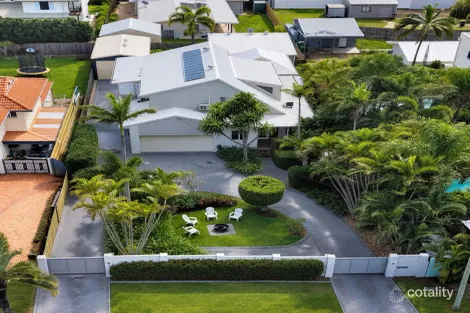 6 DOOLEY ST, BARGARA, QLD 4670