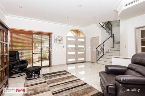 Property photo of 35 Waterway Crescent Ascot WA 6104