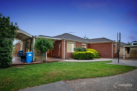 Property photo of 33 Pelham Crescent Wyndham Vale VIC 3024