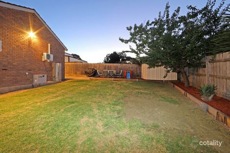 Property photo of 2 Oberwyl Close Rowville VIC 3178