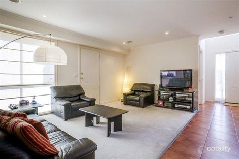 Property photo of 2 Baden Powell Drive Tarneit VIC 3029