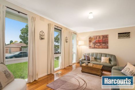 Property photo of 11 Hawksburn Crescent Wantirna South VIC 3152