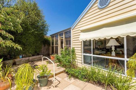 Property photo of 17B Beach Close Point Lonsdale VIC 3225