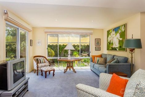 Property photo of 17B Beach Close Point Lonsdale VIC 3225
