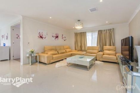 Property photo of 11 Lowell Drive Keysborough VIC 3173