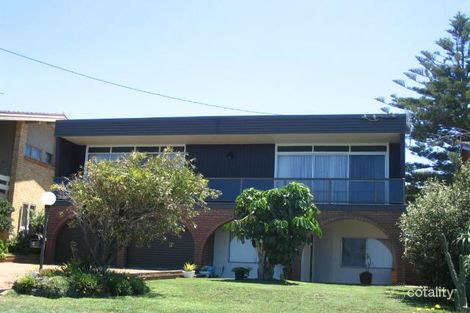 5 Ocean St, Redhead, NSW 2290