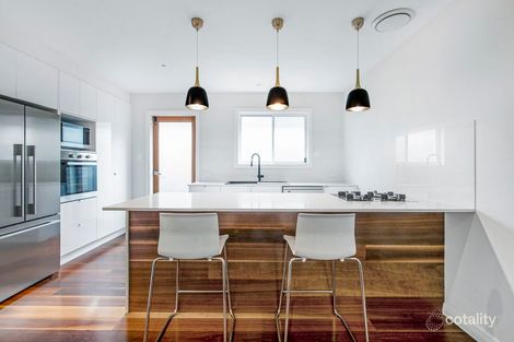 148 Sunshine Pde, Miami, QLD 4220