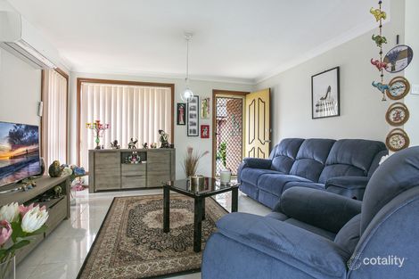 Property photo of 4/8 Sherack Place Minto NSW 2566