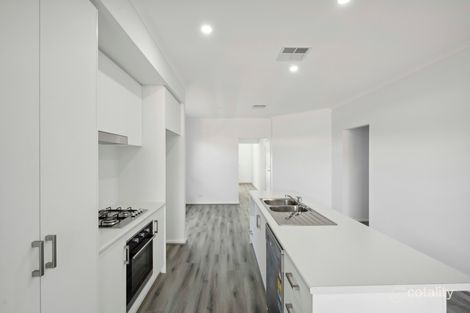 13 CHRISTOPHER WAY, EVANSTON GARDENS, SA 5116