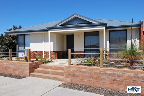 Property photo of 8 Midgegooroo Street Ellenbrook WA 6069