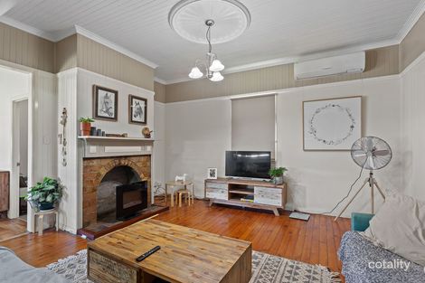 2 New England Hwy, Crows Nest, QLD 4355