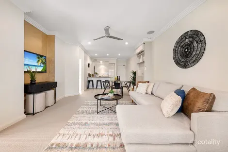 Property photo of 8/146 Clarence Road Indooroopilly QLD 4068