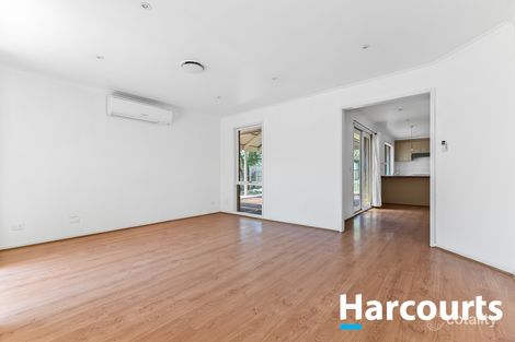 Property photo of 27 Willslie Crescent Berwick VIC 3806
