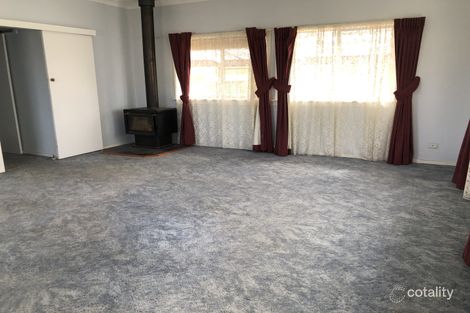 Property photo of 18 Clarke Street Glen Innes NSW 2370