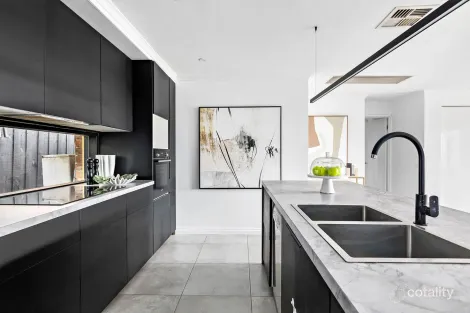 Property photo of 7 Tabor Mews Frankston VIC 3199