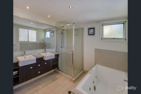 Property photo of 5/10 Grand Parade Parrearra QLD 4575