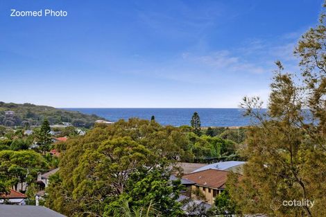 Property photo of 22 Delaigh Avenue North Curl Curl NSW 2099