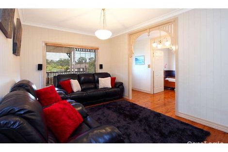 Property photo of 93 Lagoon Crescent Bellbowrie QLD 4070