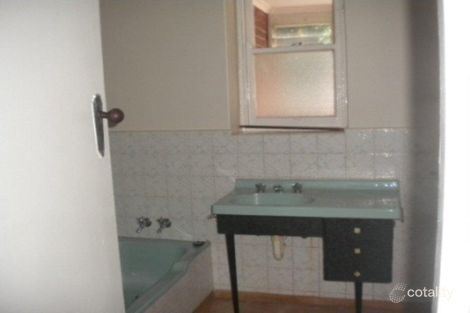 Property photo of 142 Mountain View Road Briar Hill VIC 3088
