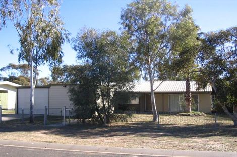 11 Howard St, Roma, QLD 4455