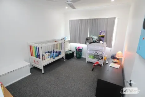 Property photo of 7 Walkers Lane Forest Hill QLD 4342