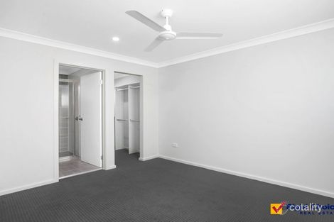 Property photo of 1/40 Devonshire Crescent Oak Flats NSW 2529