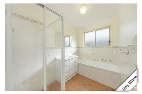 Property photo of 24 Kangaroo Close Nicholls ACT 2913