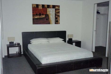 Property photo of 502/9 Hamilton Avenue Surfers Paradise QLD 4217