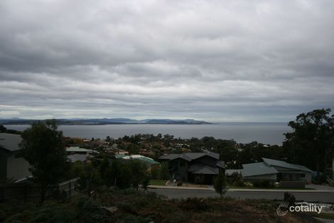 89 Tingira Rd, Blackmans Bay, TAS 7052